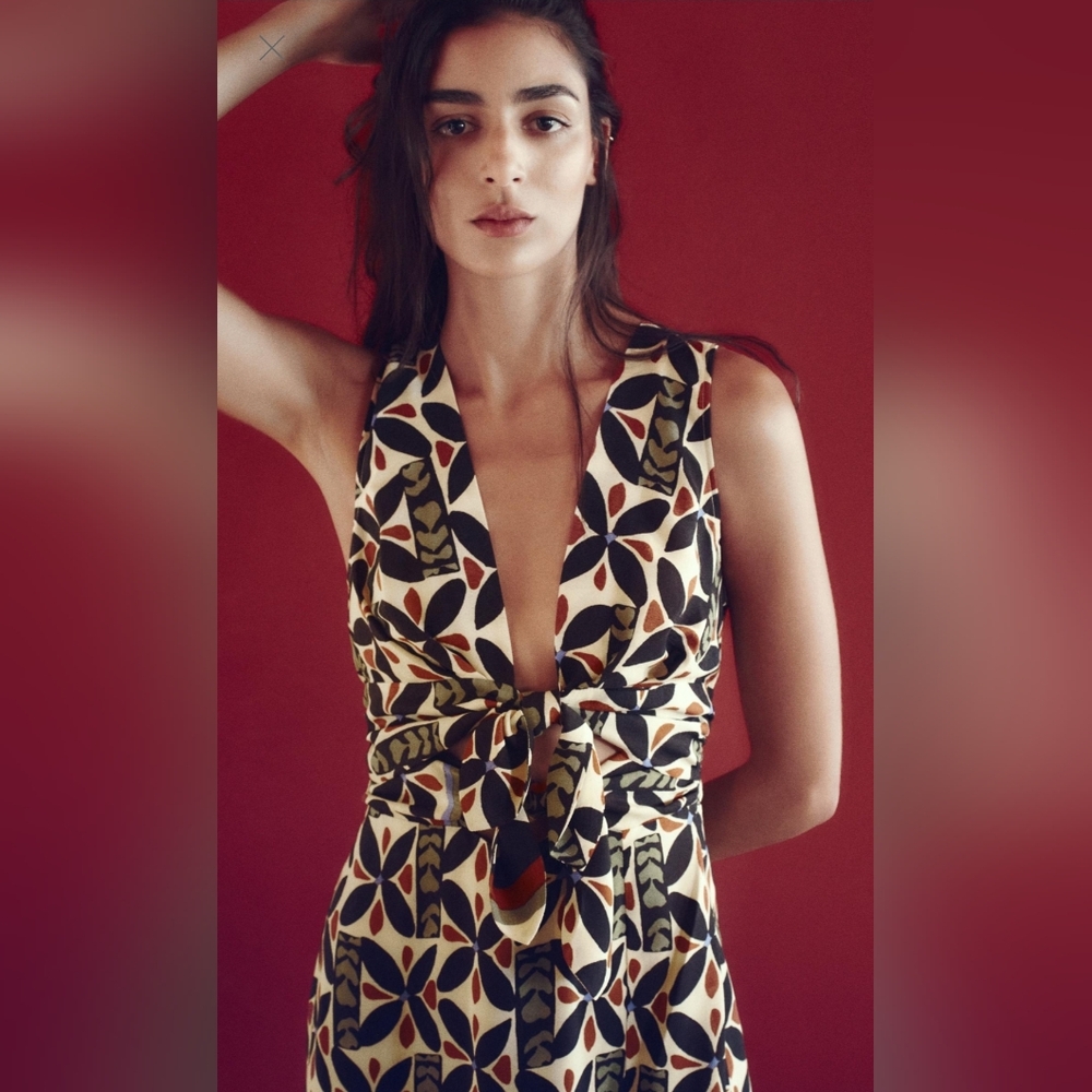 Printed Cut-Out Midi Dress XS